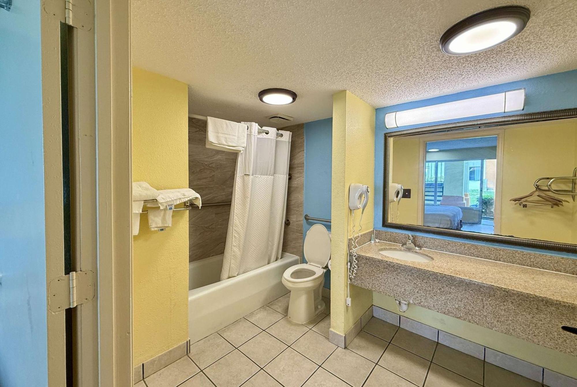 Days By Wyndham Kings Dominion Area Motel Ruther Glen